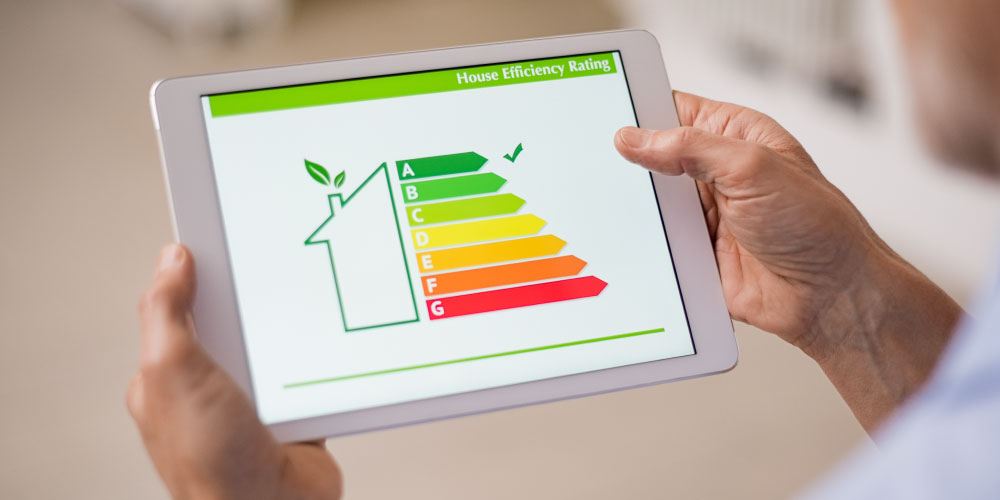 Effizienzhaus KfW 40 auf einem Tablet dargestellt