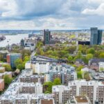 Eine Luftansicht von Hamburg, welche Methoden zur Immobilienbewertung gibt es?
